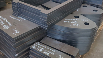 Laude de la Hunan, China - Patru mașini de tăiat cu laser HYMSON la fața locului