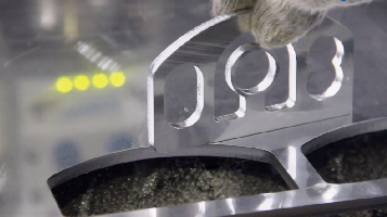 Cea mai bună mașină de tăiat cu laser cu fibre din 2021 | Ghidul Cumpărătorului