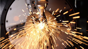 Comentariul clientului: Mașini de tăiat cu laser cu opt TUBE, MP6012D