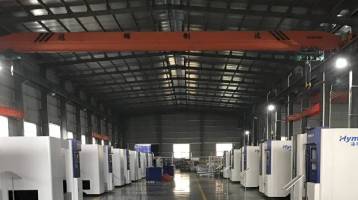 Cutter cu laser cu fibre CNC cu o calitate bună și un inventar mare în fabrica Hymson